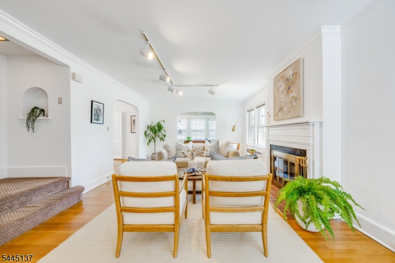 7 Bradford Ave