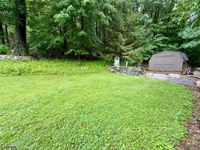 120 Barry Dr N