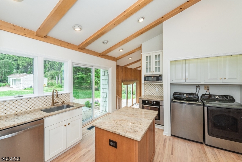 163 Sand Spring Rd