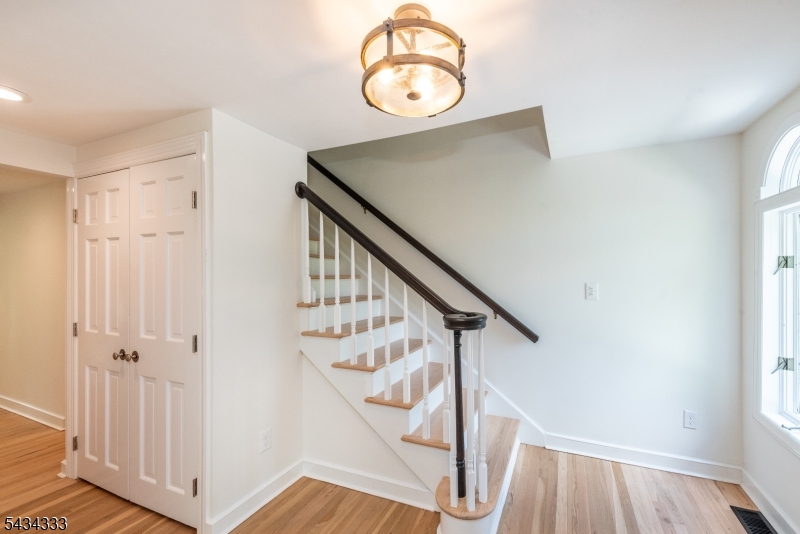 163 Sand Spring Rd