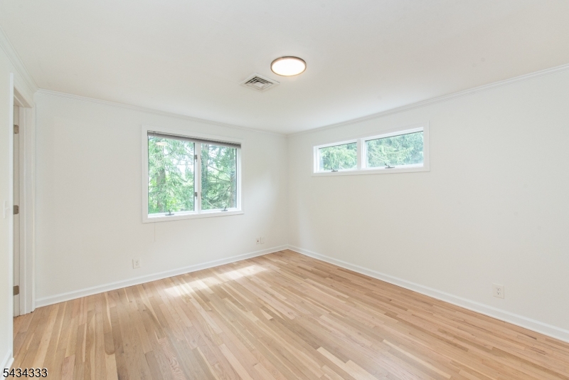 163 Sand Spring Rd