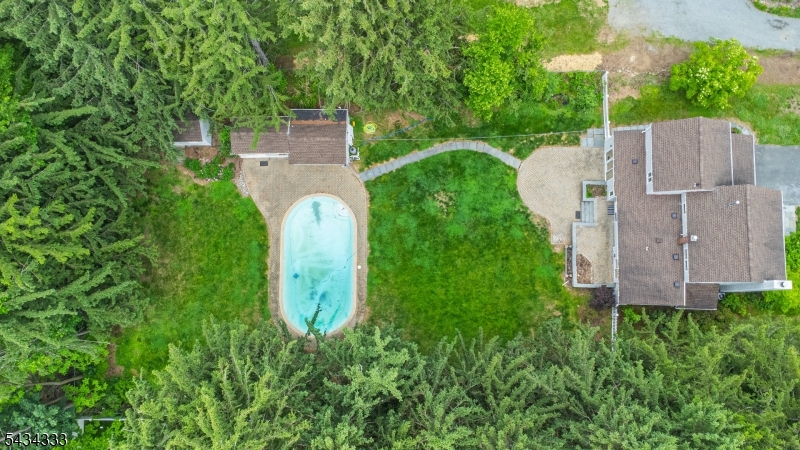 163 Sand Spring Rd