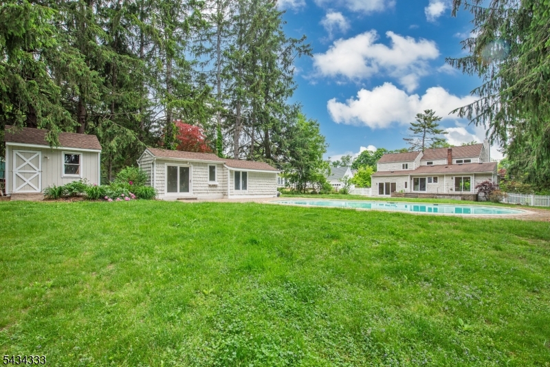 163 Sand Spring Rd