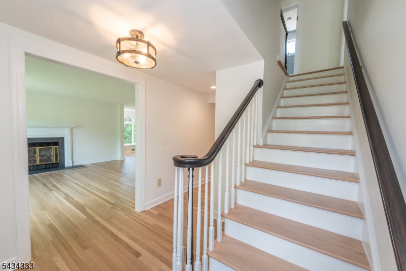 163 Sand Spring Rd