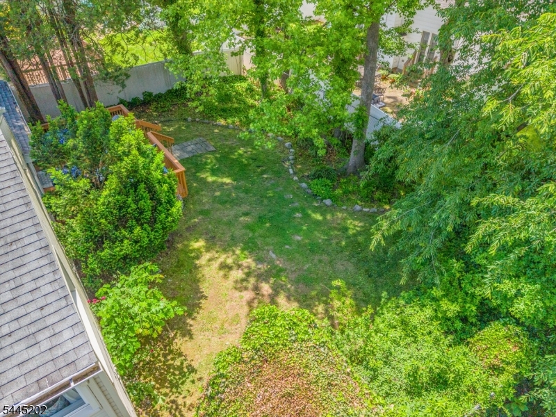 61 Glenwood Rd