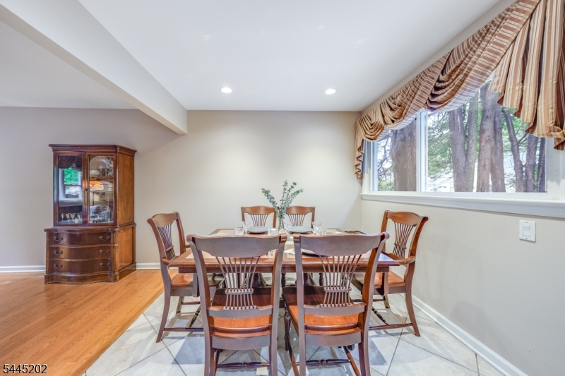 61 Glenwood Rd
