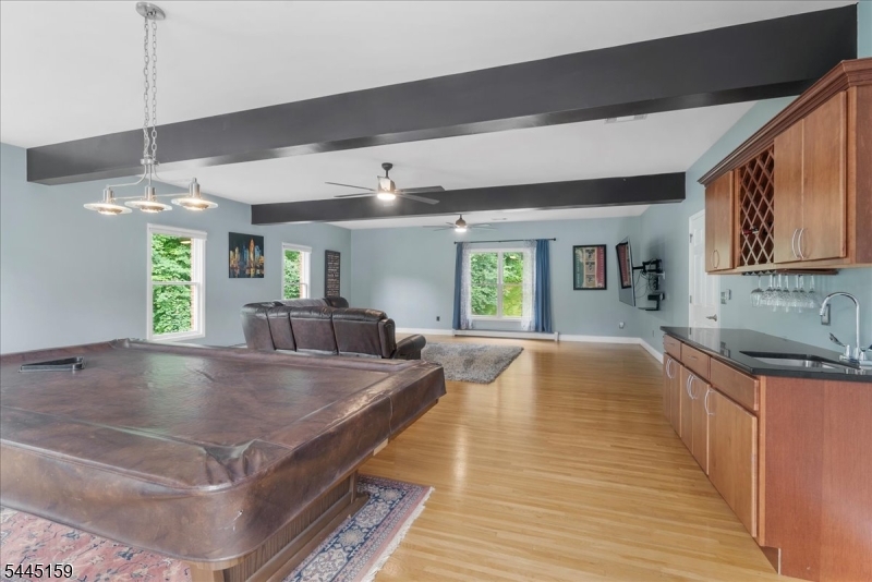 12 Angelo Dr