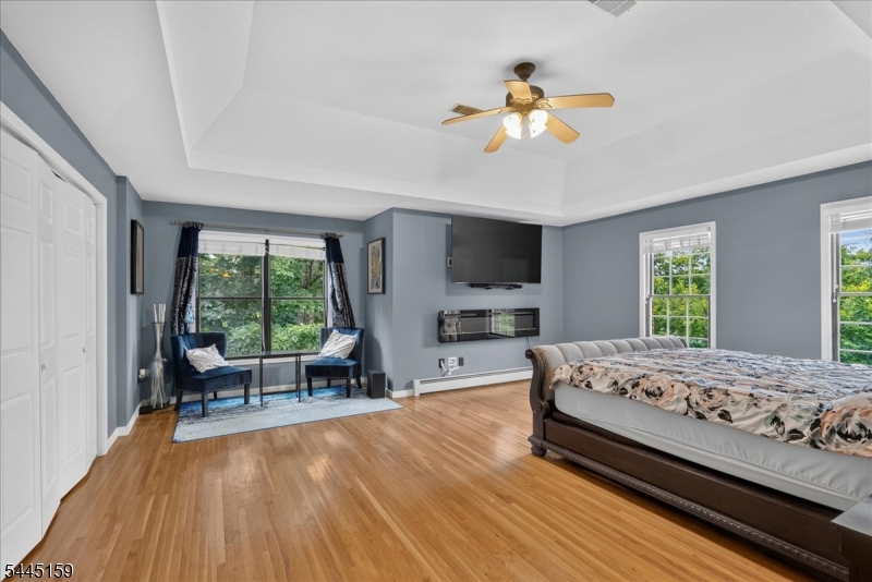 12 Angelo Dr