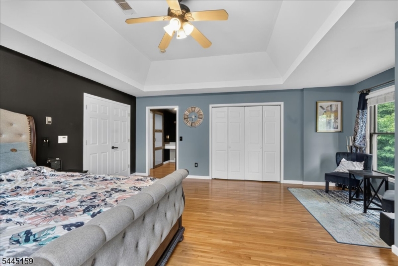 12 Angelo Dr