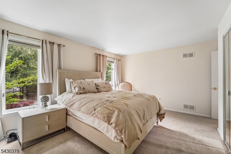 8 Union Hill Rd