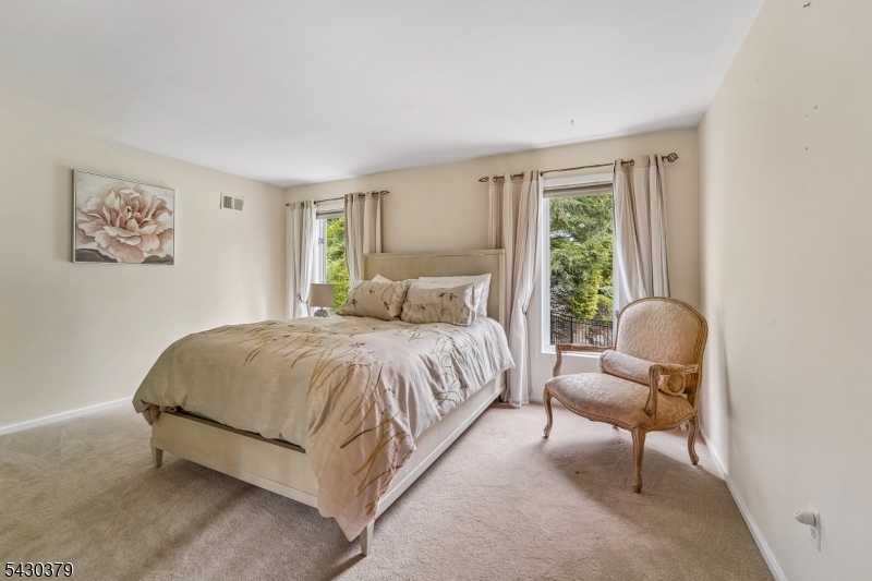 8 Union Hill Rd