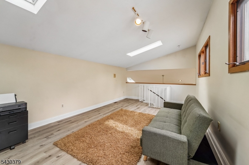 8 Union Hill Rd