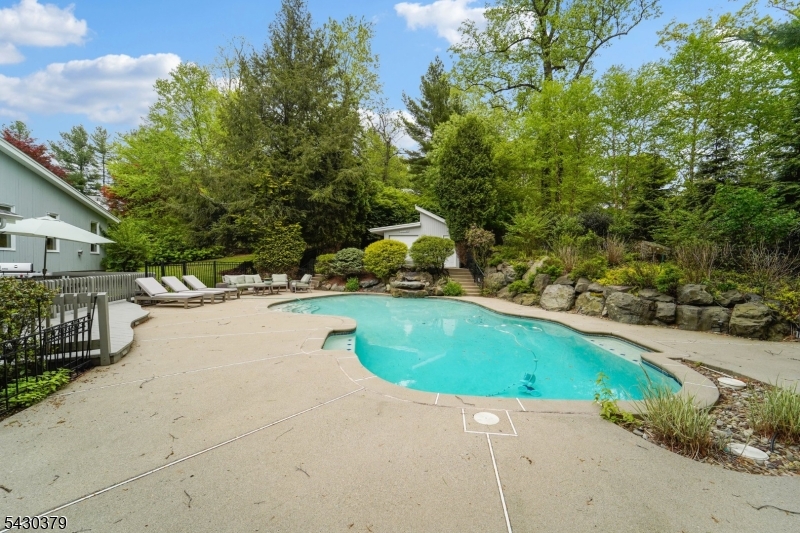 8 Union Hill Rd