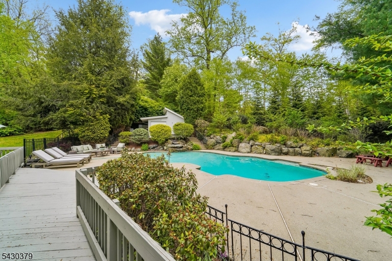 8 Union Hill Rd