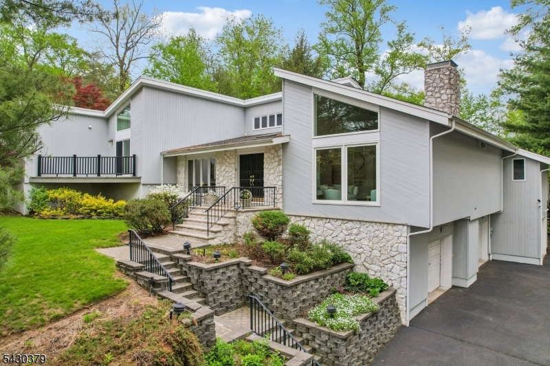 8 Union Hill Rd