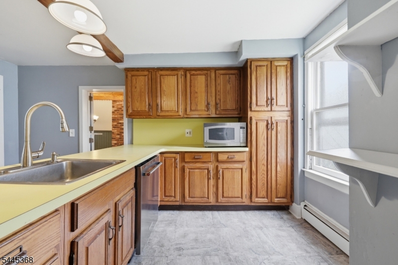 116 Sand Shore Rd