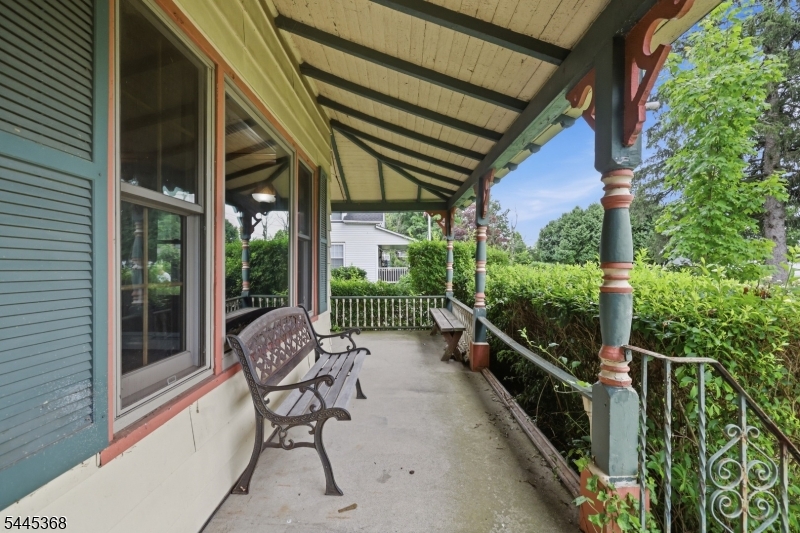 116 Sand Shore Rd