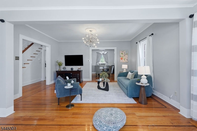 56 Essex Ave