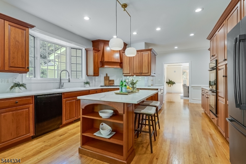3 Connet Ln