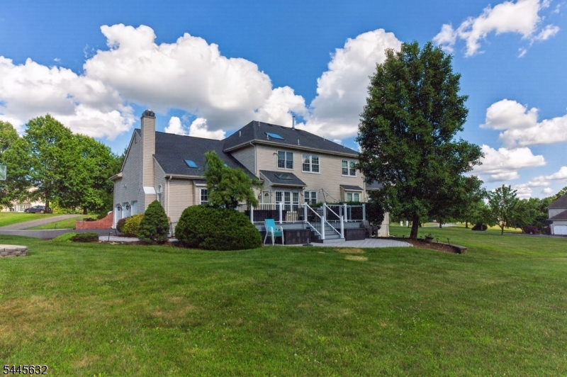 9 Meadow Run Rd