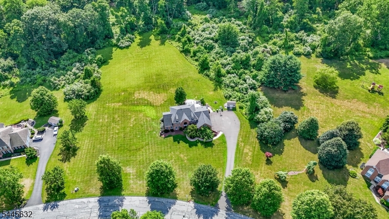 9 Meadow Run Rd