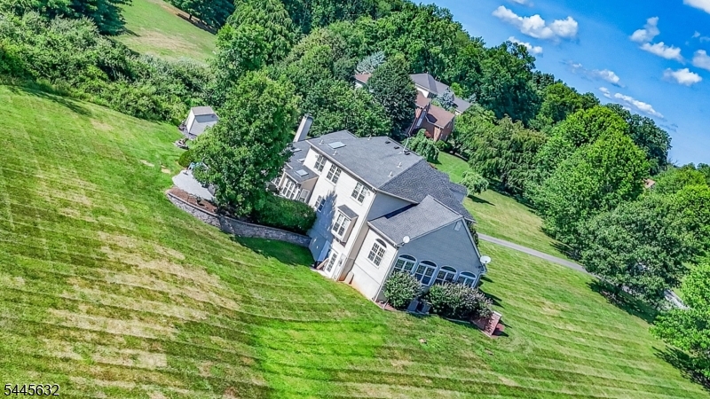 9 Meadow Run Rd