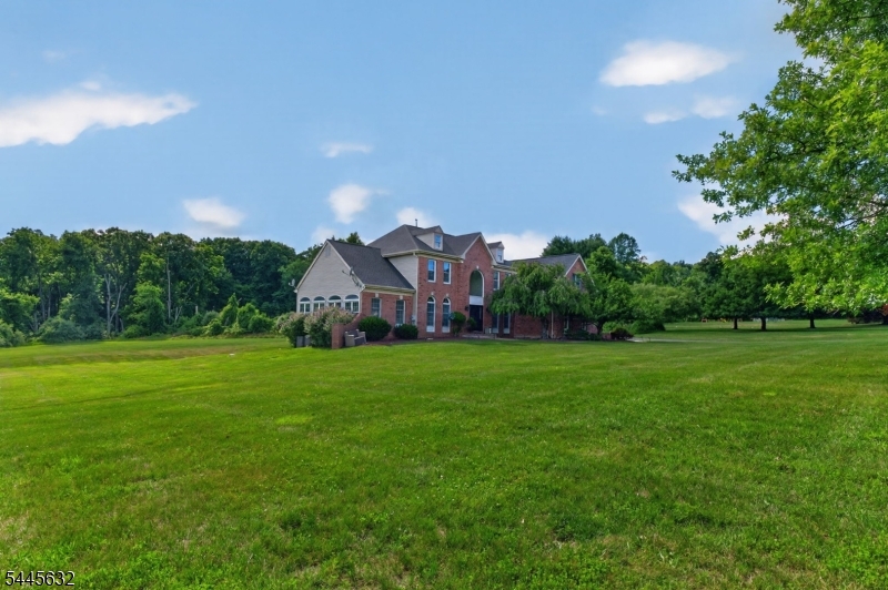 9 Meadow Run Rd