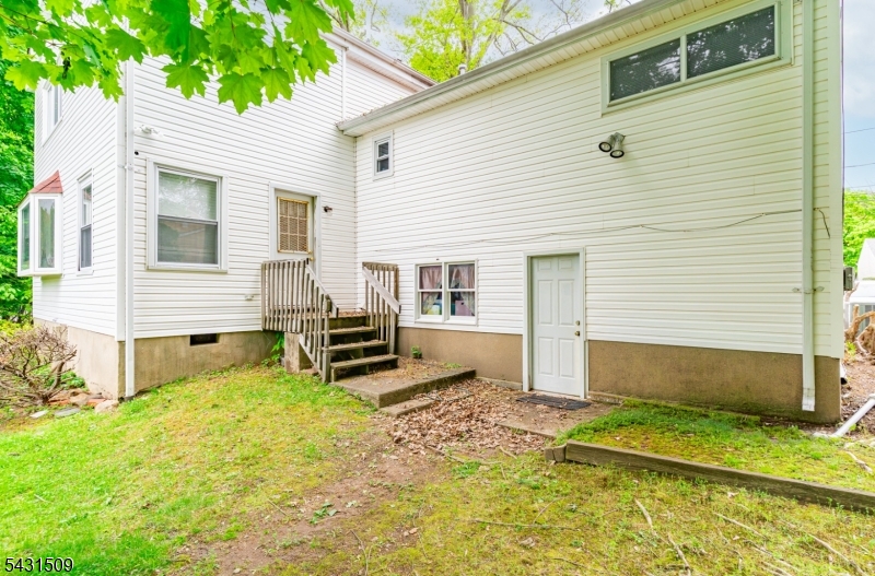 26 Cornell St