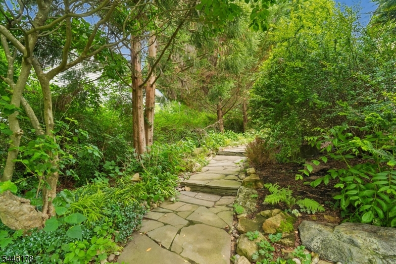 361 North Rd