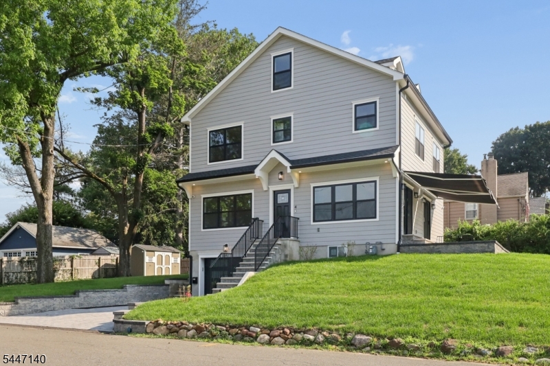 4 Hilltop Way