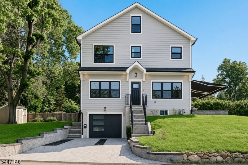 4 Hilltop Way