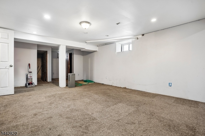 24 Springer St