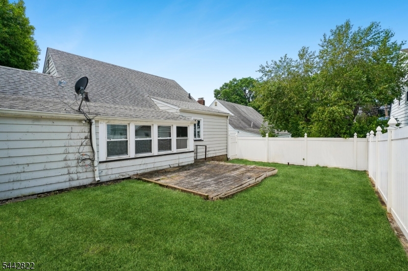 24 Springer St