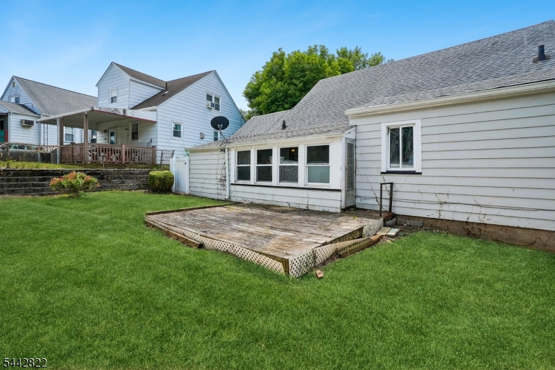 24 Springer St