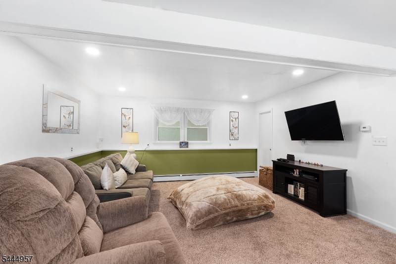 18 Smith Rd