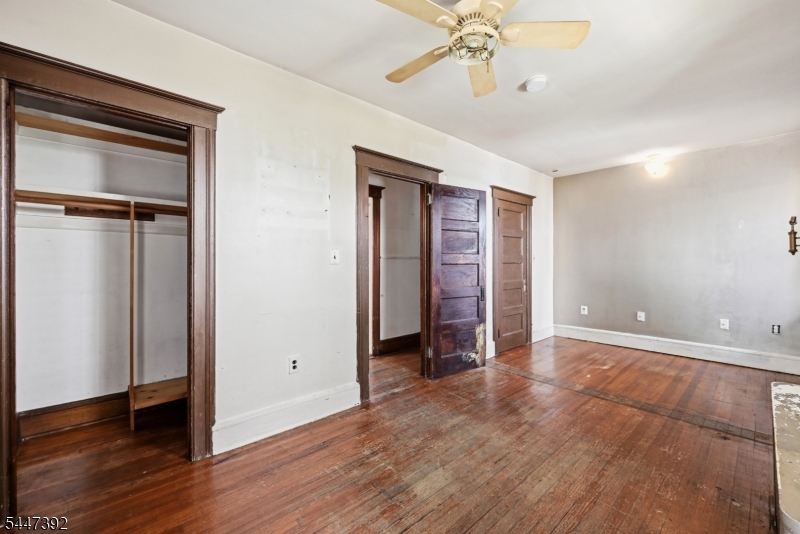 443 Dunellen Ave