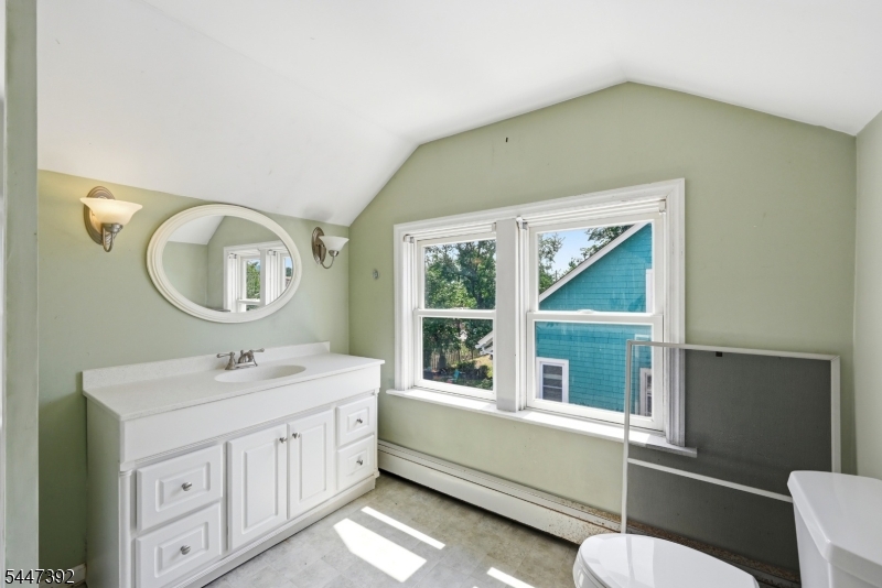 443 Dunellen Ave