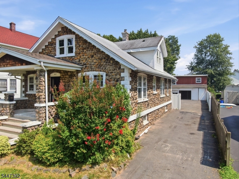 443 Dunellen Ave