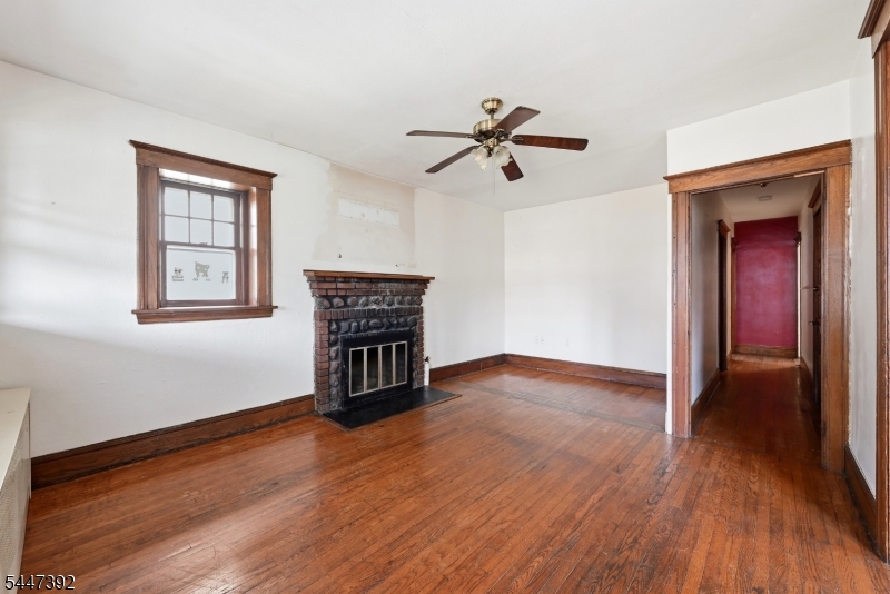 443 Dunellen Ave