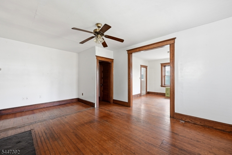 443 Dunellen Ave