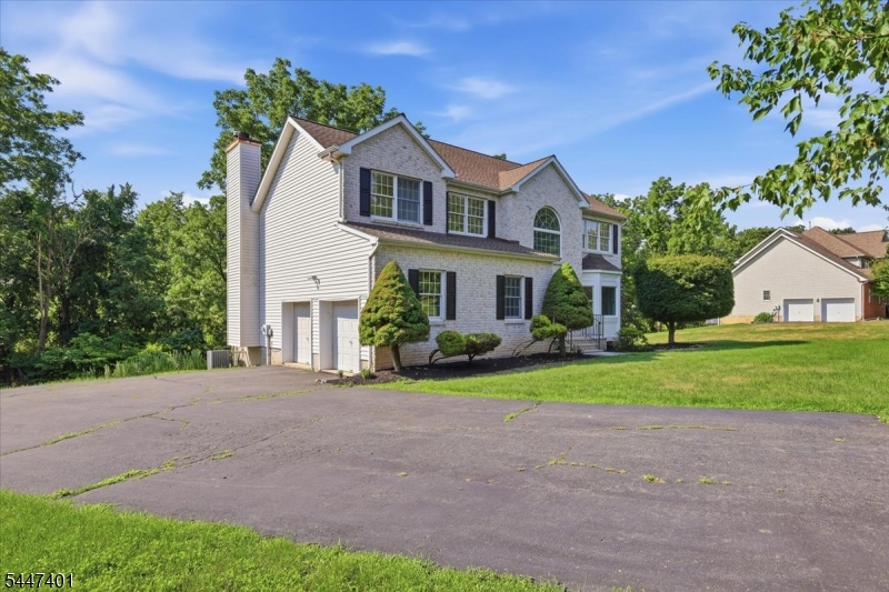 151 Brandon Ct