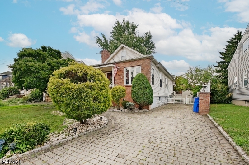 57 Furber Ave