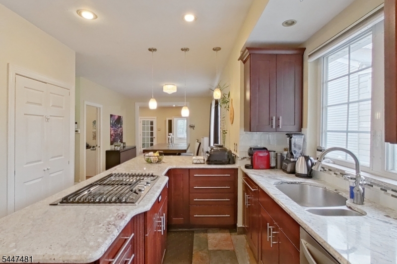 57 Furber Ave