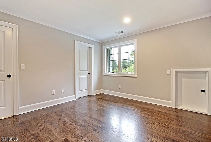 184 Hickory Tavern Rd