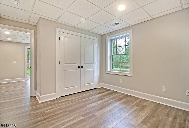184 Hickory Tavern Rd
