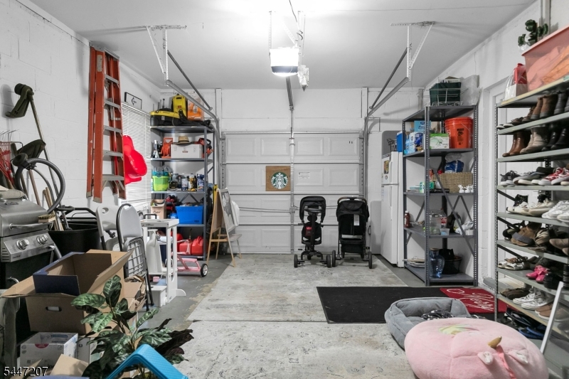 25 Gillette Rd