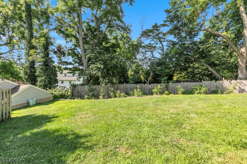 25 Gillette Rd