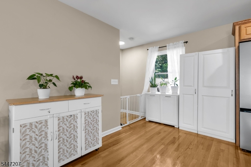25 Gillette Rd