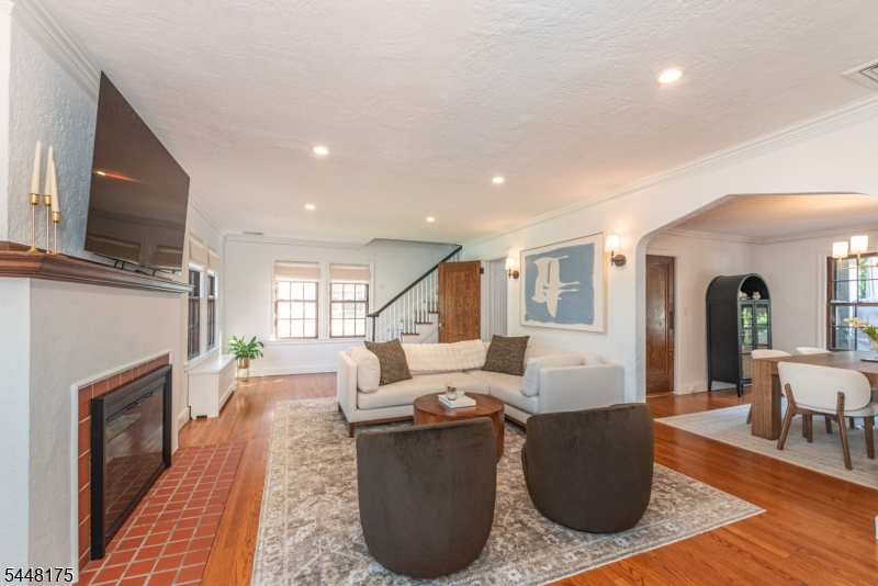 148 Smull Ave