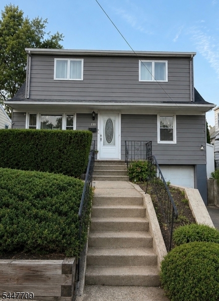 139 Hoover Ave